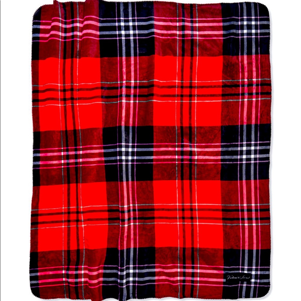 NWT Victoria Secret oversized Sherpa throw blanket